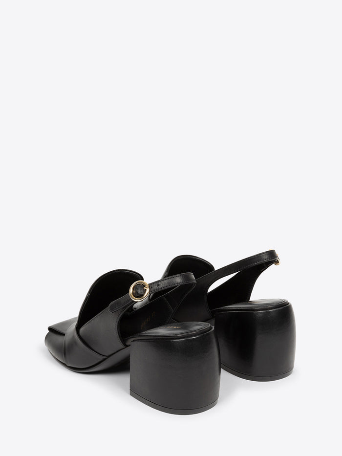 Leather mules