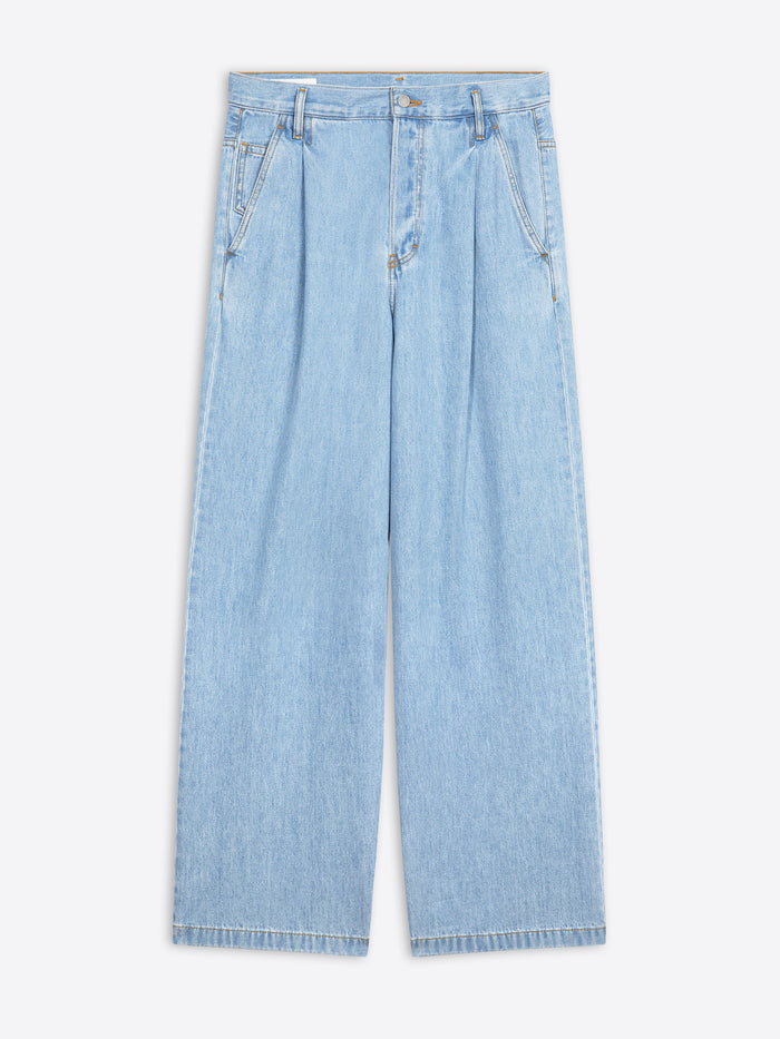 Pleated jeans