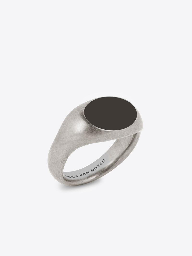 Stone signet ring