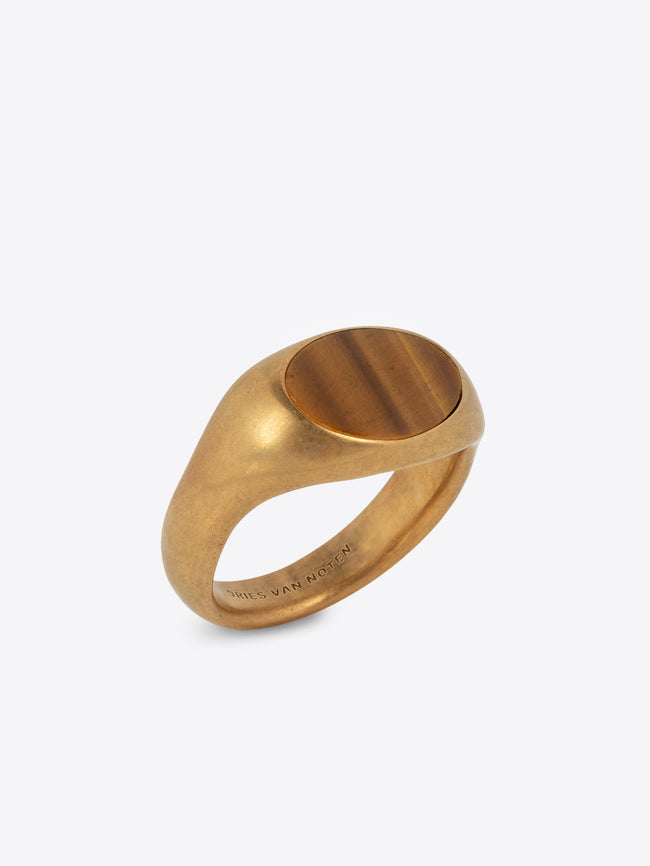 Stone signet ring